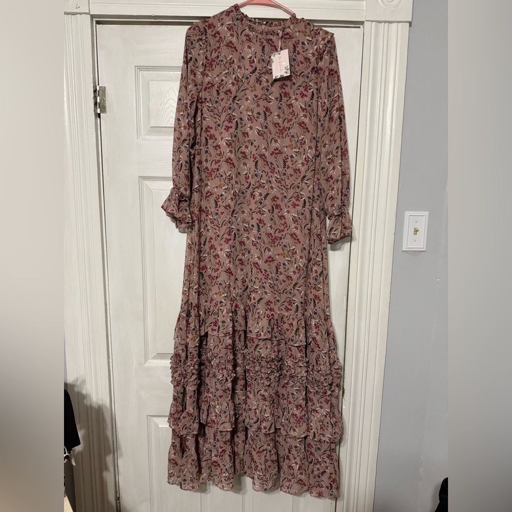 Dainty Jewell’s dress!